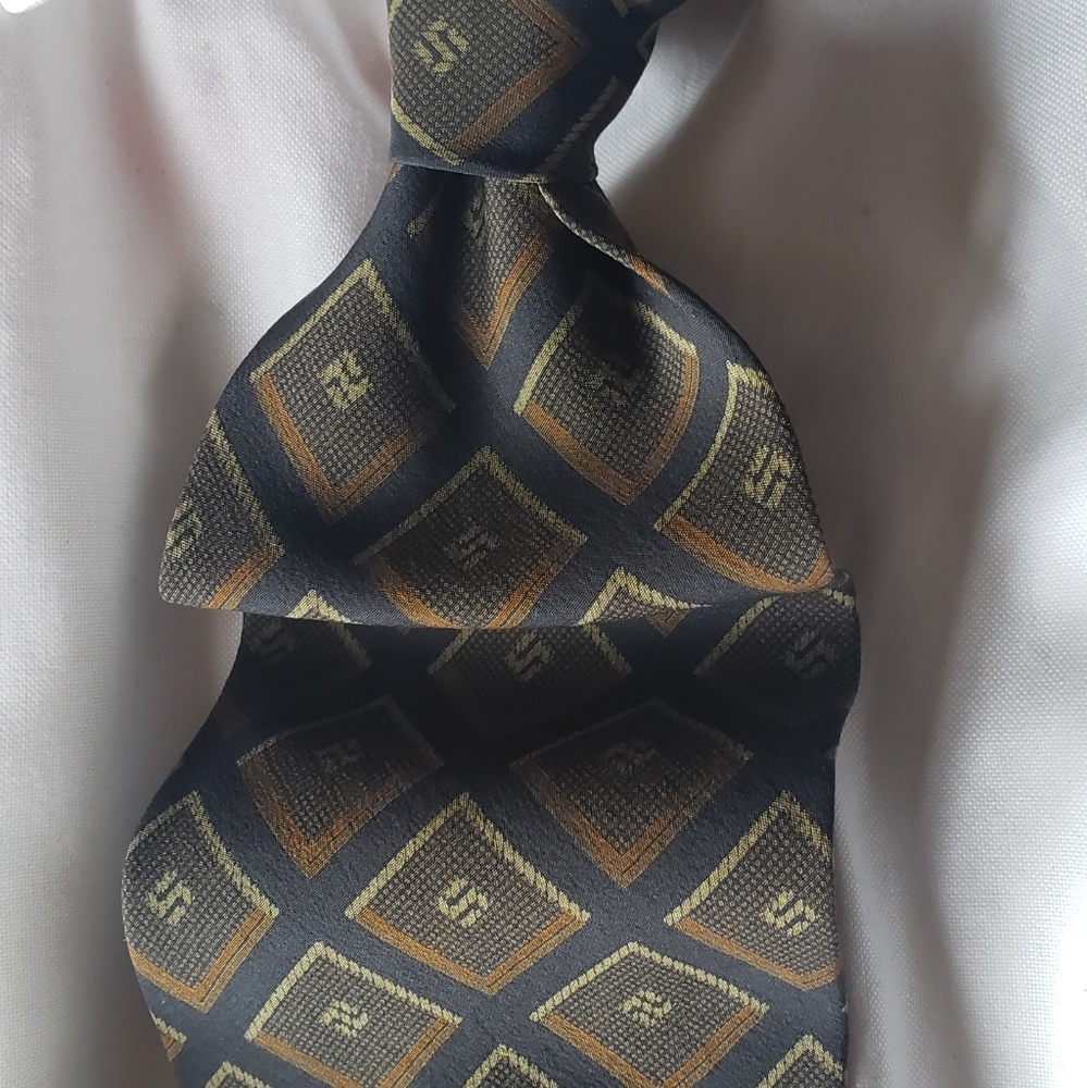GIORGIO ARMANI Men's Ties